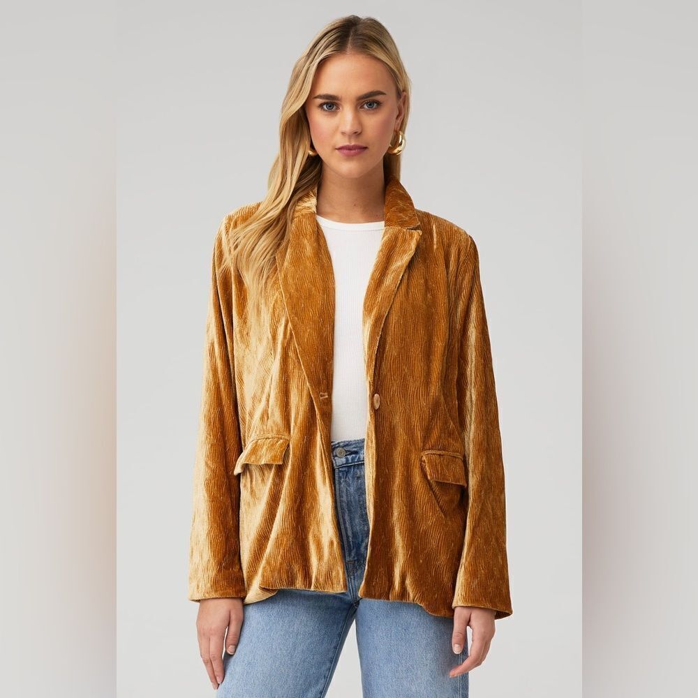 MINKPINK Women's Ariana Velvet Blazer Jacket in Gold Size XS
